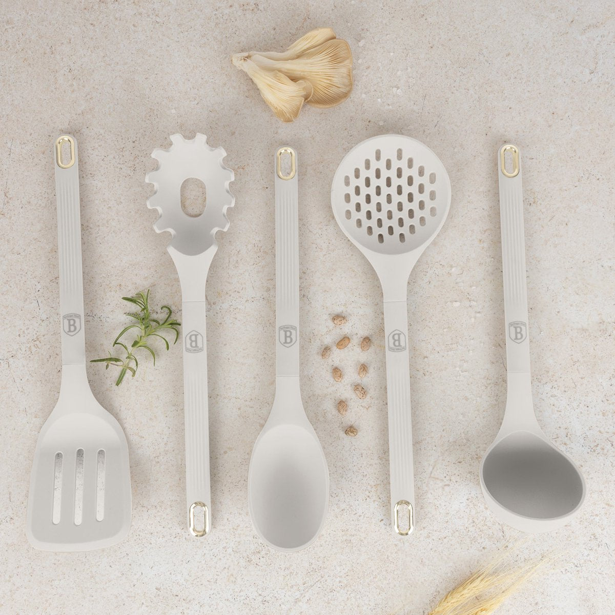 5 delig Kookgerei Set Creme