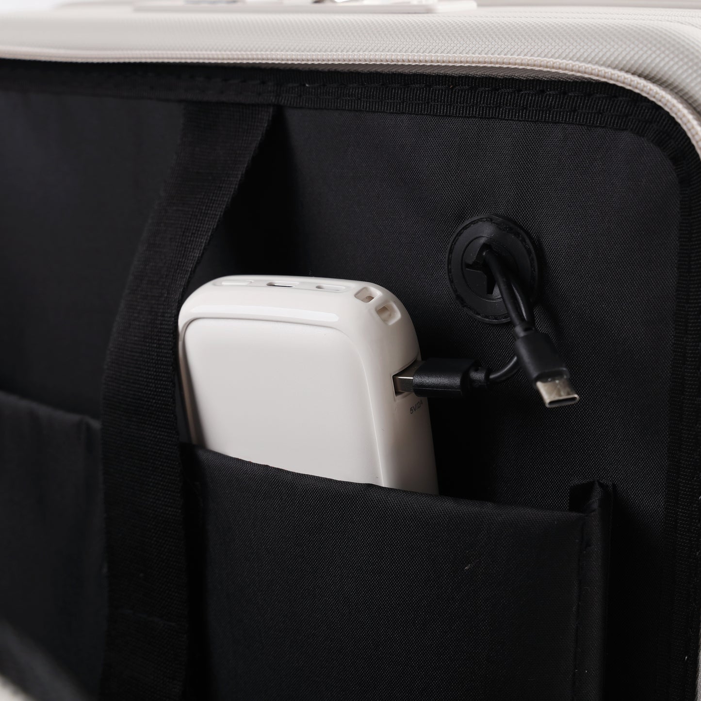 FLY&BYE Handbagage Koffer met Voorvak Creme